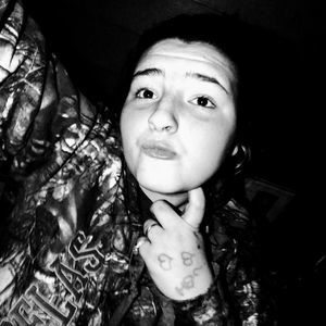 Meet your Posher, Elise